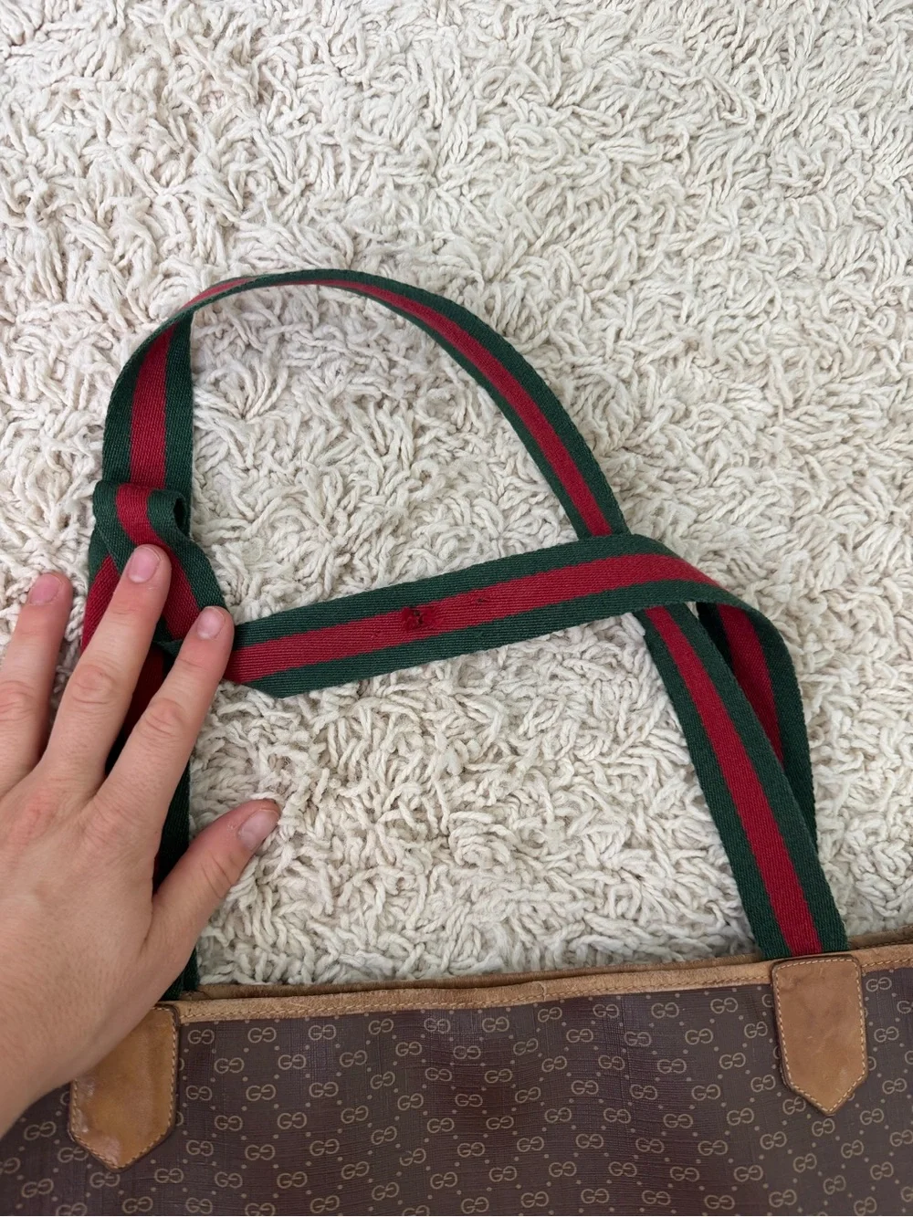 Vintage Gucci bag with sherry line strap